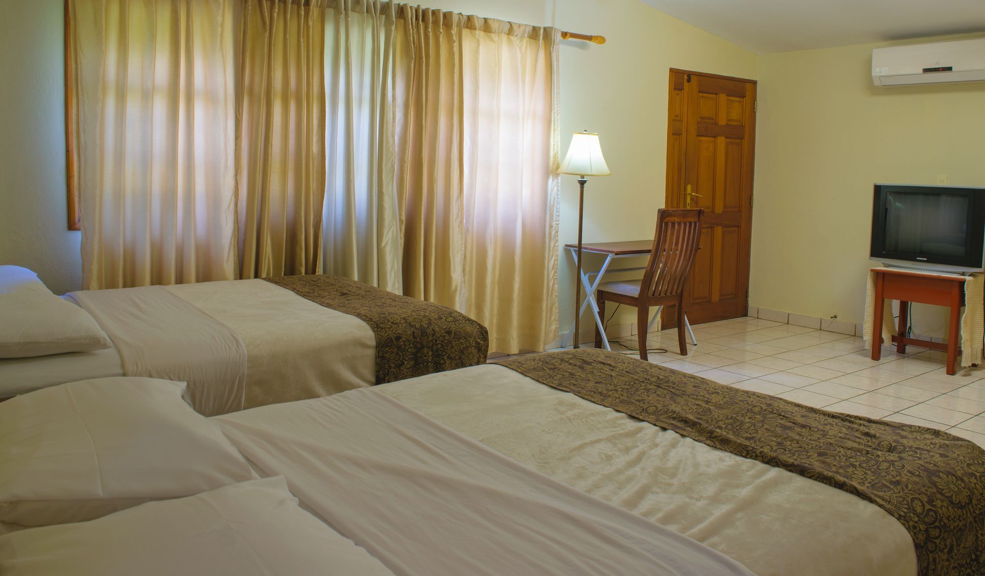 Hotel Fontana Managua Extérieur photo